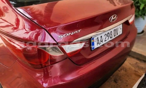 Buy Used Hyundai Sonata Red Car in Dakar in Dakar