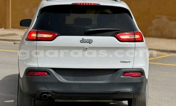 Dieundeu Occasion Jeep Cherokee White Auto in Dakar in Dakar Dieundeu Occasion Jeep Cherokee White Auto in Dakar in Dakar
