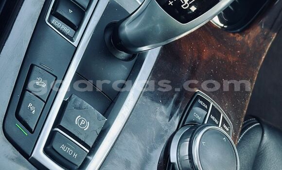 Acheter Occasion Voiture BMW X3 Blanc à Dakar, Dakar Acheter Occasion Voiture BMW X3 Blanc à Dakar, Dakar