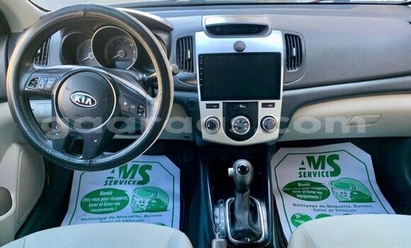 Dieundeu Occasion Kia Forte White Auto in Dakar in Dakar Dieundeu Occasion Kia Forte White Auto in Dakar in Dakar