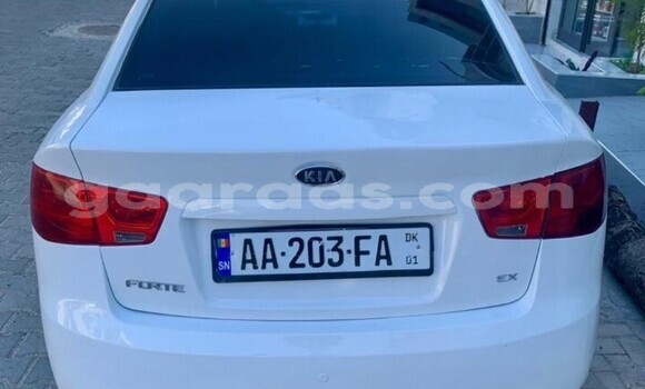 Dieundeu Occasion Kia Forte White Auto in Dakar in Dakar Dieundeu Occasion Kia Forte White Auto in Dakar in Dakar