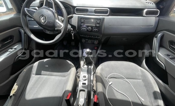 Buy Used Renault Duster Blanc Car in Dakar in Dakar Buy Used Renault Duster Blanc Car in Dakar in Dakar