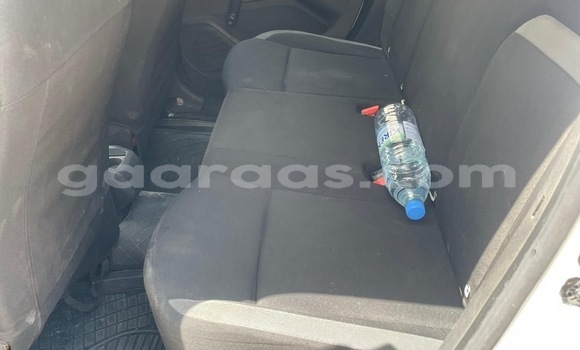 Buy Used Renault Duster Blanc Car in Dakar in Dakar Buy Used Renault Duster Blanc Car in Dakar in Dakar