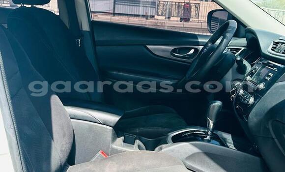 Acheter Occasion Voiture Nissan Rogue Blanc à Dakar, Dakar Acheter Occasion Voiture Nissan Rogue Blanc à Dakar, Dakar