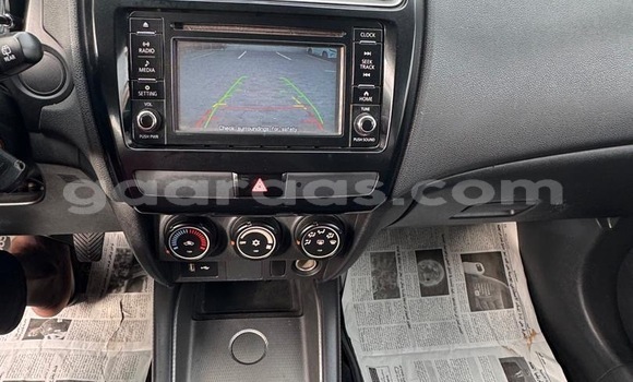 Acheter Occasion Voiture Mitsubishi ASX Blanc à Dakar, Dakar Acheter Occasion Voiture Mitsubishi ASX Blanc à Dakar, Dakar