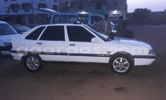 Acheter Occasion Voiture Renault 21 Blanc à Dakar, Dakar Acheter Occasion Voiture Renault 21 Blanc à Dakar, Dakar