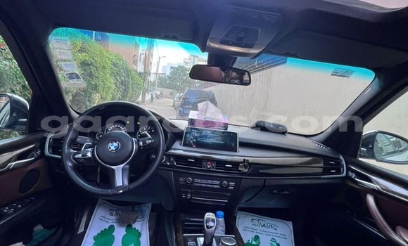 Acheter Occasion Voiture BMW X5 M Blanc à Dakar, Dakar Acheter Occasion Voiture BMW X5 M Blanc à Dakar, Dakar