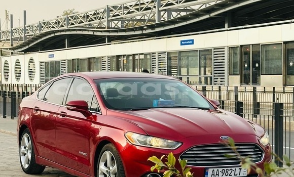 Buy Used Ford Fusion Red Car in Dakar in Dakar