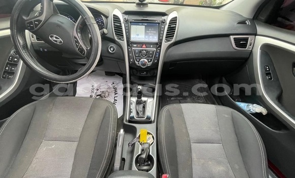 Acheter Occasion Voiture Hyundai Elantra Blanc à Dakar, Dakar Acheter Occasion Voiture Hyundai Elantra Blanc à Dakar, Dakar