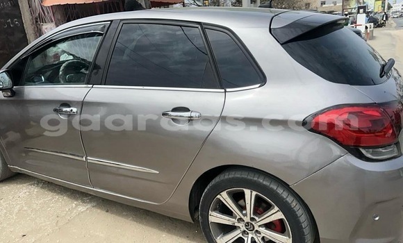 Dieundeu Occasion Citroen C4 Silver Auto in Dakar in Dakar Dieundeu Occasion Citroen C4 Silver Auto in Dakar in Dakar