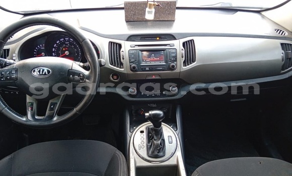 Dieundeu Occasion Kia Sportage Silver Auto in Dakar in Dakar Dieundeu Occasion Kia Sportage Silver Auto in Dakar in Dakar