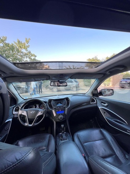 Big with watermark hyundai santa fe dakar dakar 30262