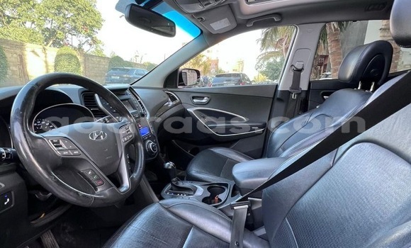 Acheter Occasion Voiture Hyundai Santa Fe Orange sanguine à Dakar, Dakar Acheter Occasion Voiture Hyundai Santa Fe Orange sanguine à Dakar, Dakar