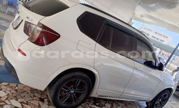 Acheter Occasion Voiture BMW X3 Blanc à Dakar, Dakar Acheter Occasion Voiture BMW X3 Blanc à Dakar, Dakar
