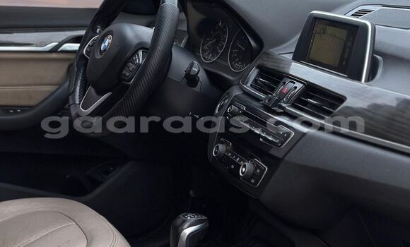 Acheter Occasion Voiture BMW X1 Bleu à Dakar, Dakar Acheter Occasion Voiture BMW X1 Bleu à Dakar, Dakar