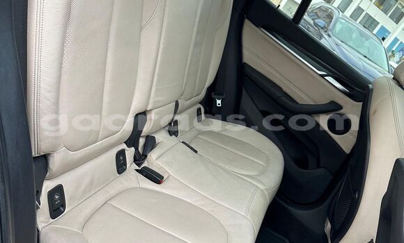 Acheter Occasion Voiture BMW X1 Bleu à Dakar, Dakar Acheter Occasion Voiture BMW X1 Bleu à Dakar, Dakar