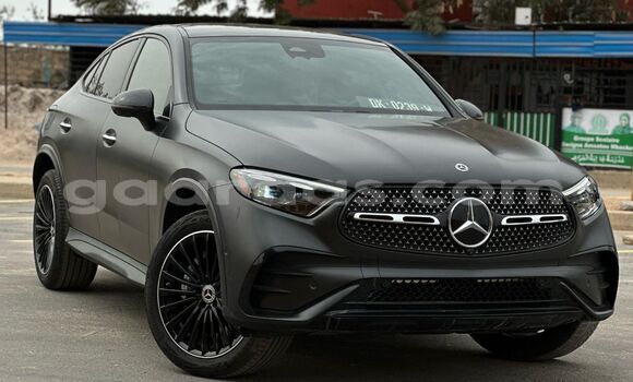 Dieundeu Occasion Mercedes-Benz GLC 250D Black Auto in Dakar in Dakar Dieundeu Occasion Mercedes-Benz GLC 250D Black Auto in Dakar in Dakar