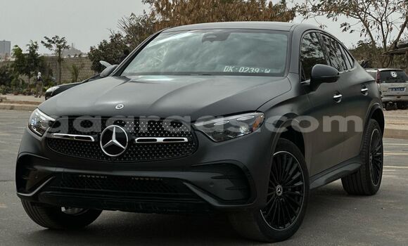 Dieundeu Occasion Mercedes-Benz GLC 250D Black Auto in Dakar in Dakar Dieundeu Occasion Mercedes-Benz GLC 250D Black Auto in Dakar in Dakar