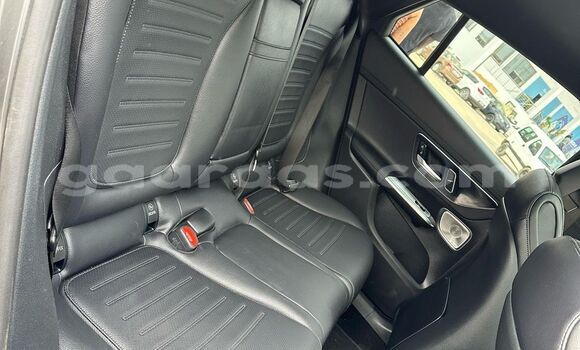 Dieundeu Occasion Mercedes-Benz GLC 250D Black Auto in Dakar in Dakar Dieundeu Occasion Mercedes-Benz GLC 250D Black Auto in Dakar in Dakar