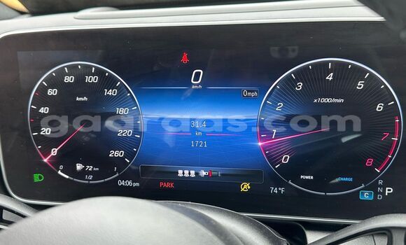 Dieundeu Occasion Mercedes-Benz GLC 250D Black Auto in Dakar in Dakar Dieundeu Occasion Mercedes-Benz GLC 250D Black Auto in Dakar in Dakar