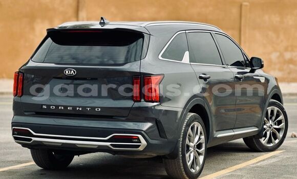 Buy Used Kia Sorento Silver Car in Dakar in Dakar Buy Used Kia Sorento Silver Car in Dakar in Dakar