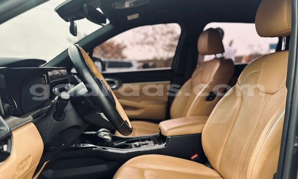 Buy Used Kia Sorento Silver Car in Dakar in Dakar Buy Used Kia Sorento Silver Car in Dakar in Dakar