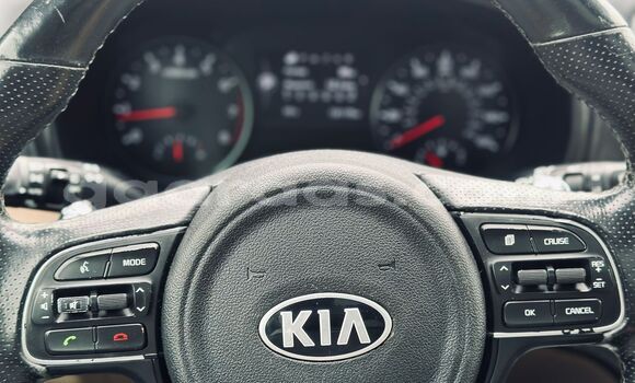 Buy Used Kia Sportage White Car in Dakar in Dakar Buy Used Kia Sportage White Car in Dakar in Dakar