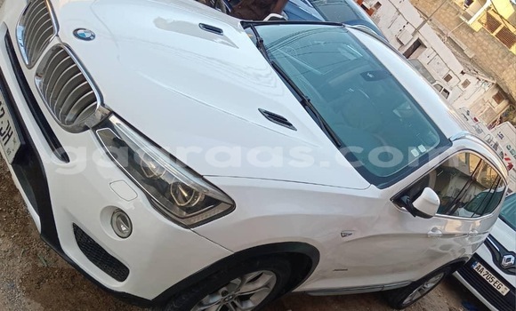 Acheter Occasion Voiture BMW X3 Blanc à Dakar, Dakar Acheter Occasion Voiture BMW X3 Blanc à Dakar, Dakar