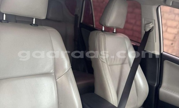 Acheter Occasion Voiture Toyota RAV4 Blanc à Dakar, Dakar Acheter Occasion Voiture Toyota RAV4 Blanc à Dakar, Dakar