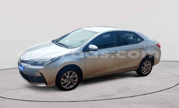 Dieundeu Occasion Toyota Corolla Silver Auto in Dakar in Dakar Dieundeu Occasion Toyota Corolla Silver Auto in Dakar in Dakar