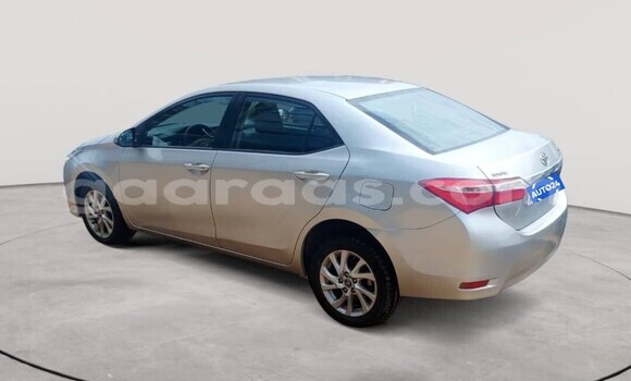 Dieundeu Occasion Toyota Corolla Silver Auto in Dakar in Dakar Dieundeu Occasion Toyota Corolla Silver Auto in Dakar in Dakar