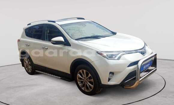 Acheter Occasion Voiture Toyota Rav 4 Blanc à Dakar, Dakar Acheter Occasion Voiture Toyota Rav 4 Blanc à Dakar, Dakar