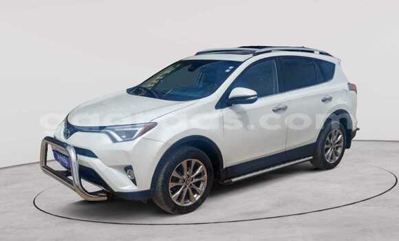 Acheter Occasion Voiture Toyota Rav 4 Blanc à Dakar, Dakar Acheter Occasion Voiture Toyota Rav 4 Blanc à Dakar, Dakar