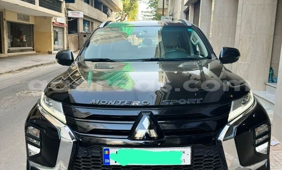 Dieundeu Occasion Mitsubishi Montero Sport Black Auto in Dakar in Dakar