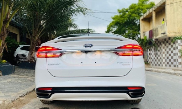 Acheter Occasion Voiture Ford Fusion Blanc à Dakar, Dakar Acheter Occasion Voiture Ford Fusion Blanc à Dakar, Dakar