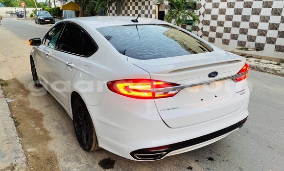 Acheter Occasion Voiture Ford Fusion Blanc à Dakar, Dakar Acheter Occasion Voiture Ford Fusion Blanc à Dakar, Dakar