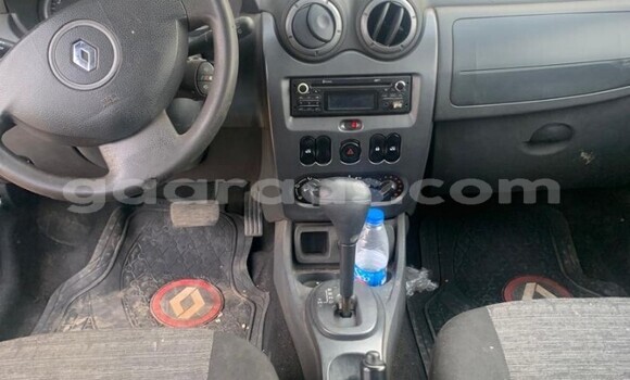 Buy Used Renault Duster White Car in Dakar in Dakar Buy Used Renault Duster White Car in Dakar in Dakar