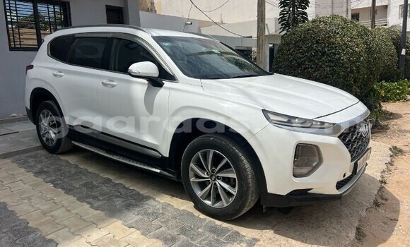 Dieundeu Occasion Hyundai Santa Fe White Auto in Dakar in Dakar Dieundeu Occasion Hyundai Santa Fe White Auto in Dakar in Dakar