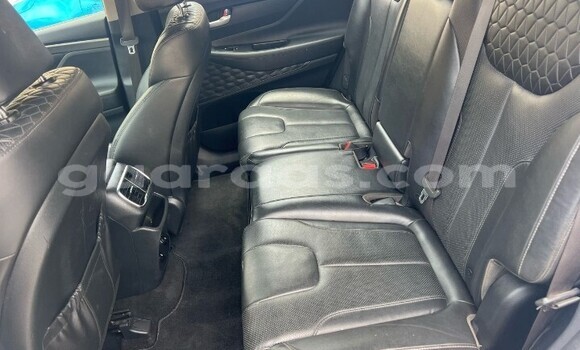 Dieundeu Occasion Hyundai Santa Fe White Auto in Dakar in Dakar Dieundeu Occasion Hyundai Santa Fe White Auto in Dakar in Dakar