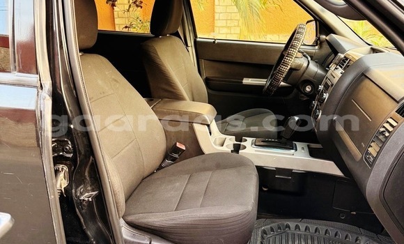 Acheter Occasion Voiture Ford Escape Noir à Dakar, Dakar Acheter Occasion Voiture Ford Escape Noir à Dakar, Dakar