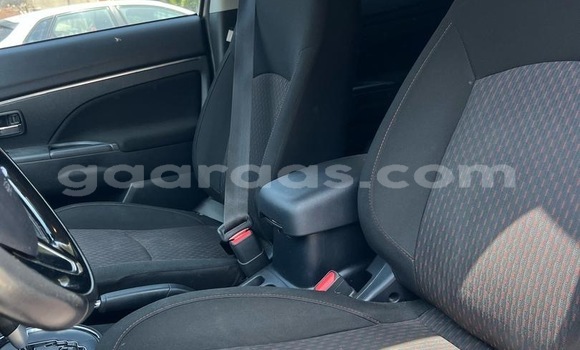 Acheter Occasion Voiture Toyota Hilux Blanc à Dakar, Dakar Acheter Occasion Voiture Toyota Hilux Blanc à Dakar, Dakar