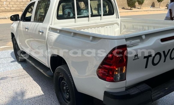 Acheter Occasion Voiture Toyota Hilux Blanc à Dakar, Dakar Acheter Occasion Voiture Toyota Hilux Blanc à Dakar, Dakar