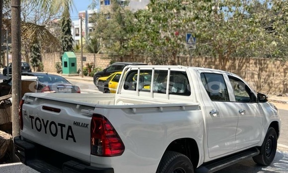 Acheter Occasion Voiture Toyota Hilux Blanc à Dakar, Dakar Acheter Occasion Voiture Toyota Hilux Blanc à Dakar, Dakar
