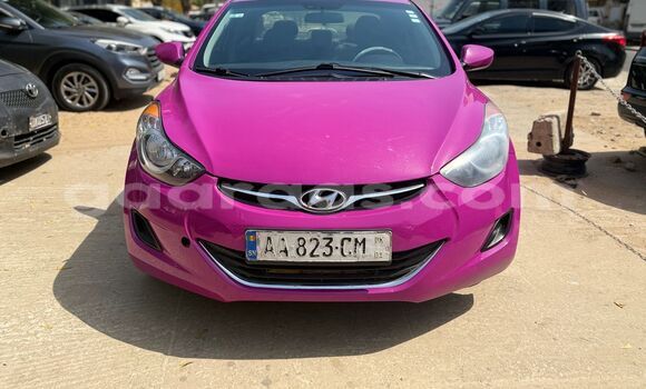 Buy Used Hyundai Elantra Red Car in Dakar in Dakar