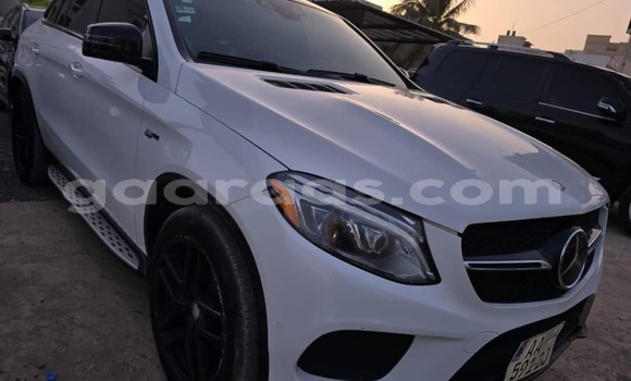 Acheter Occasion Voiture Mercedes‒Benz GLE Blanc à Dakar, Dakar Acheter Occasion Voiture Mercedes‒Benz GLE Blanc à Dakar, Dakar