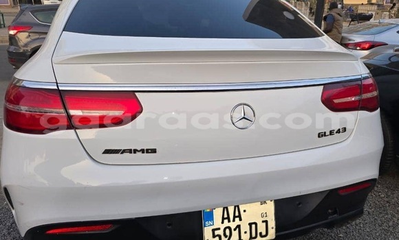Acheter Occasion Voiture Mercedes‒Benz GLE Blanc à Dakar, Dakar Acheter Occasion Voiture Mercedes‒Benz GLE Blanc à Dakar, Dakar