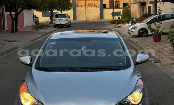 Dieundeu Occasion Hyundai Elantra Beige Auto in Dakar in Dakar