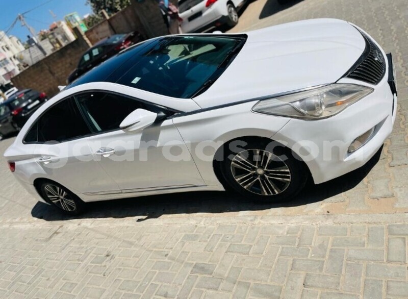 Big with watermark hyundai grandeur dakar dakar 30384