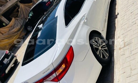 Acheter Occasion Voiture Hyundai Grandeur Blanc à Dakar, Dakar Acheter Occasion Voiture Hyundai Grandeur Blanc à Dakar, Dakar