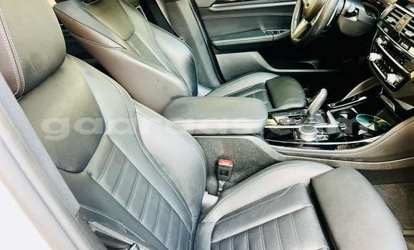 Acheter Occasion Voiture BMW X4 Blanc à Dakar, Dakar Acheter Occasion Voiture BMW X4 Blanc à Dakar, Dakar